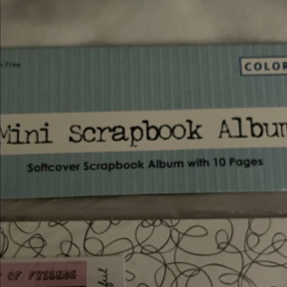 Mini Scrapbook Album Set(x19) - Picture 8 of 8